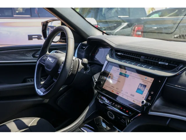Nuevos JEEP GRAND CHEROKEE à Estados chez autogozo