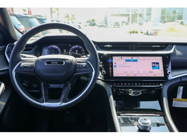 Nuevos JEEP GRAND CHEROKEE à Estados chez autogozo