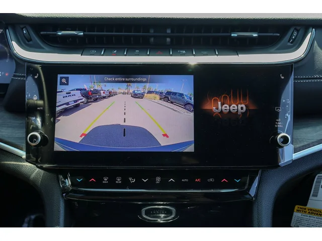 Nuevos JEEP GRAND CHEROKEE à Estados chez autogozo