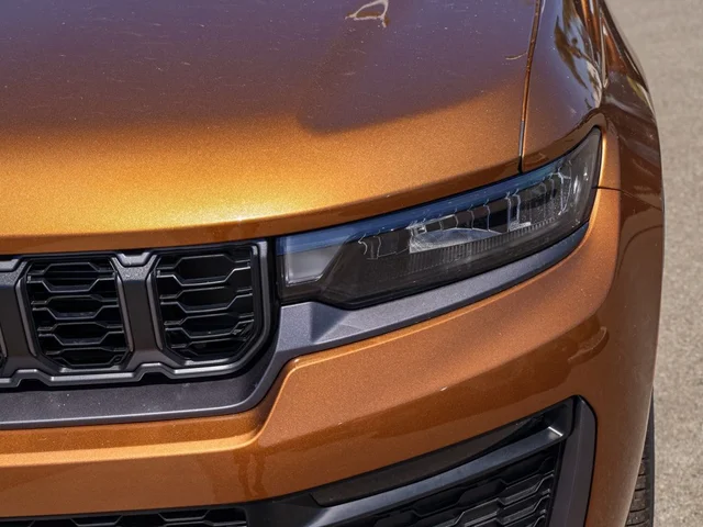 Nuevos JEEP GRAND CHEROKEE à Estados chez autogozo