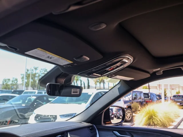 Nuevos JEEP GRAND CHEROKEE à Estados chez autogozo