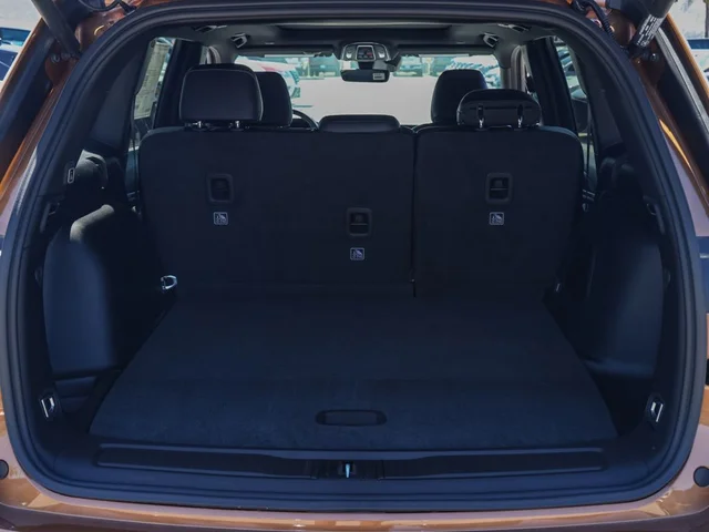 Nuevos JEEP GRAND CHEROKEE à Estados chez autogozo