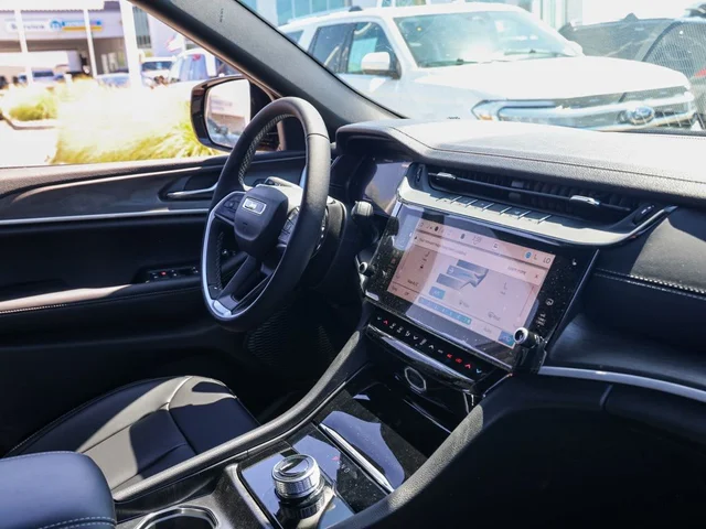 Nuevos JEEP GRAND CHEROKEE à Estados chez autogozo