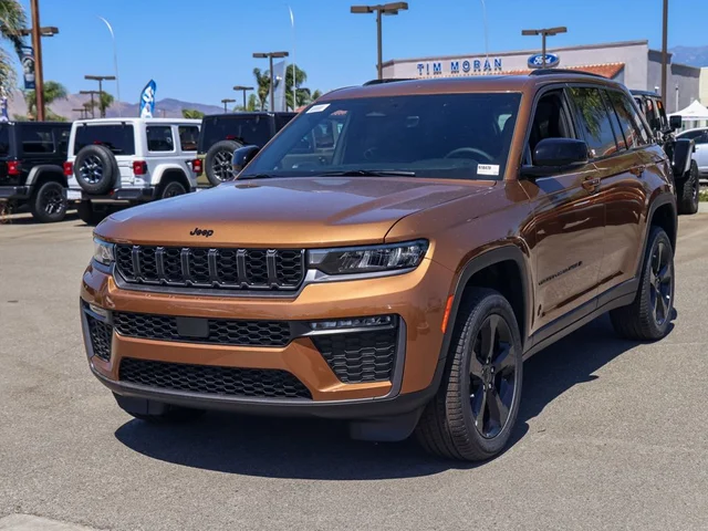 Nuevos JEEP GRAND CHEROKEE à Estados chez autogozo
