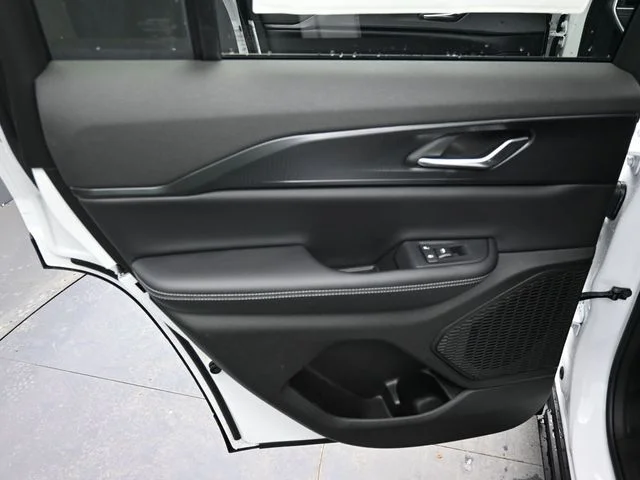Nuevos JEEP GRAND CHEROKEE à Estados chez autogozo