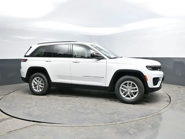 Nuevos JEEP GRAND CHEROKEE à Estados chez autogozo