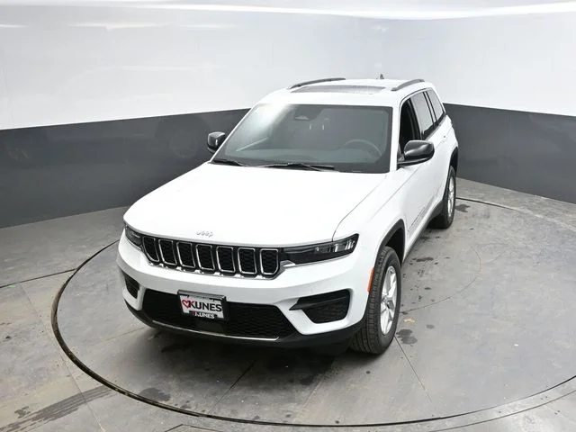 Nuevos JEEP GRAND CHEROKEE à Estados chez autogozo