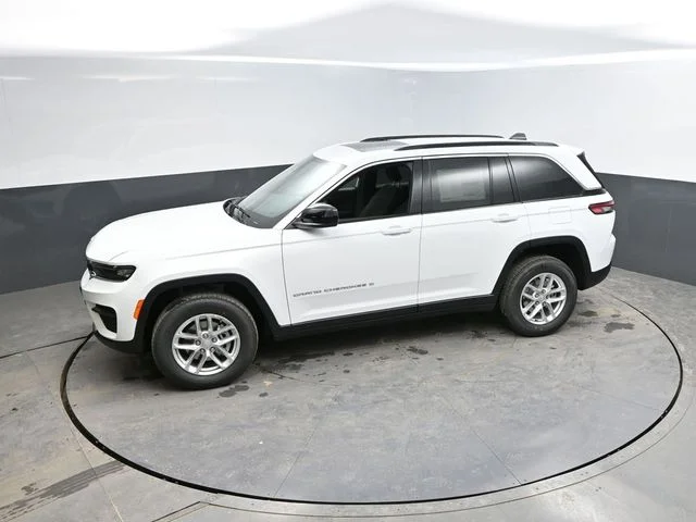 Nuevos JEEP GRAND CHEROKEE à Estados chez autogozo