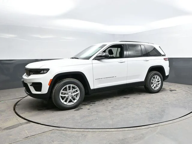 Nuevos JEEP GRAND CHEROKEE à Estados chez autogozo