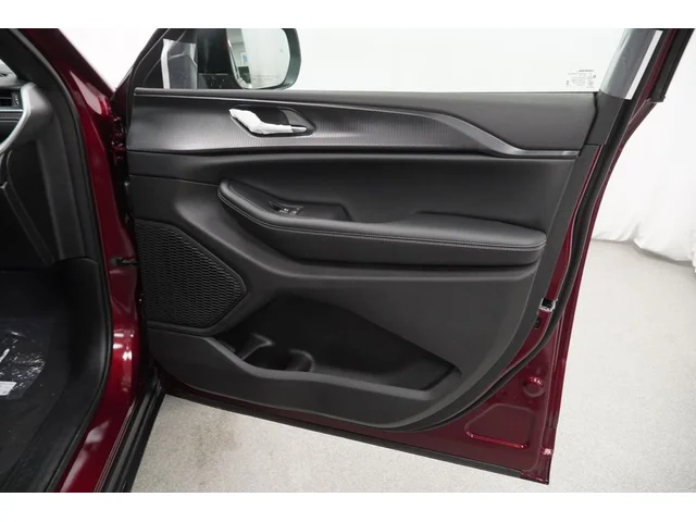 Nuevos JEEP GRAND CHEROKEE à Estados chez autogozo