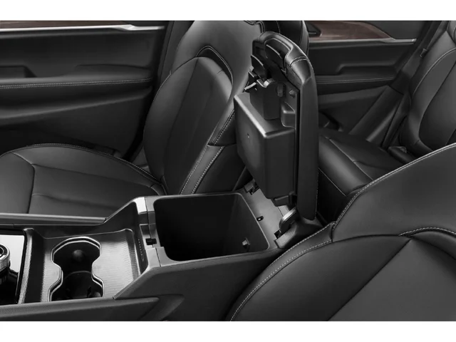 Nuevos JEEP GRAND CHEROKEE à Estados chez autogozo