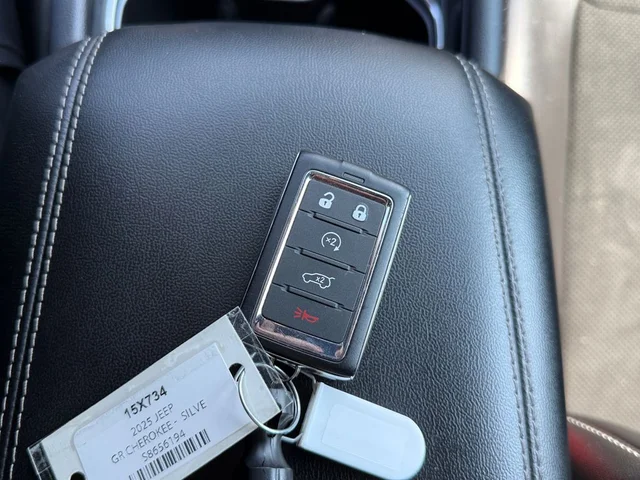 SEMINUEVOS JEEP Grand Cherokee a Estados en autogozo