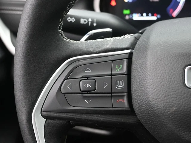 Nuevos JEEP GRAND CHEROKEE à Estados chez autogozo