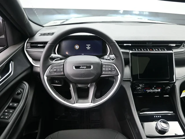 Nuevos JEEP GRAND CHEROKEE à Estados chez autogozo