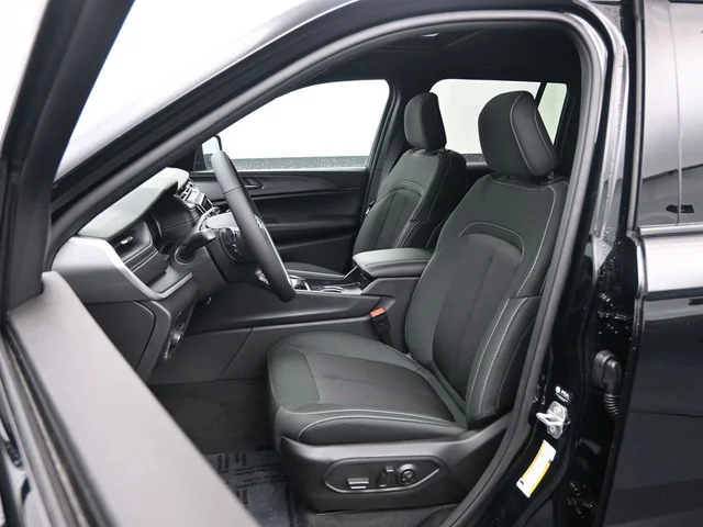 Nuevos JEEP GRAND CHEROKEE à Estados chez autogozo