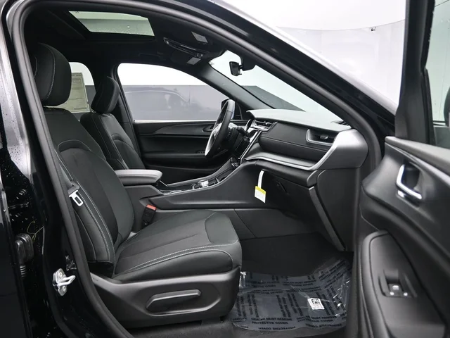 Nuevos JEEP GRAND CHEROKEE à Estados chez autogozo