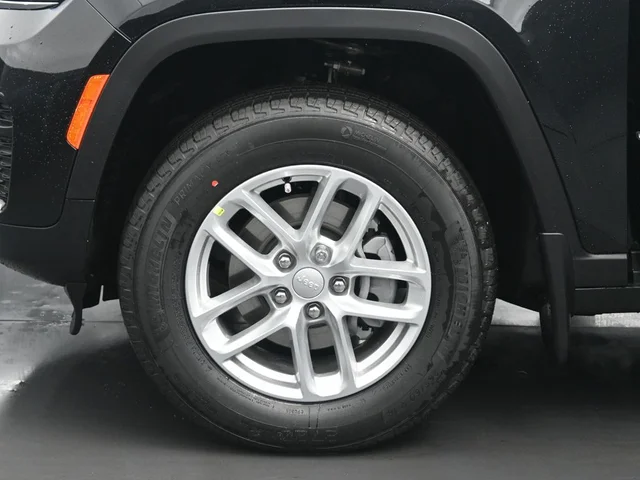 Nuevos JEEP GRAND CHEROKEE à Estados chez autogozo