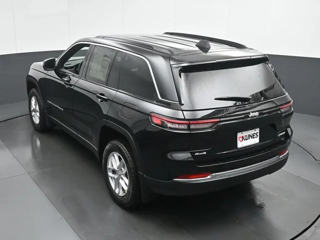 Nuevos JEEP GRAND CHEROKEE à Estados chez autogozo