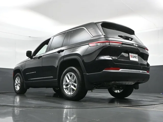 Nuevos JEEP GRAND CHEROKEE à Estados chez autogozo