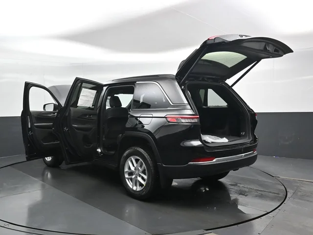 Nuevos JEEP GRAND CHEROKEE à Estados chez autogozo