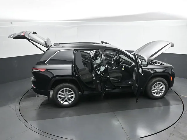 Nuevos JEEP GRAND CHEROKEE à Estados chez autogozo