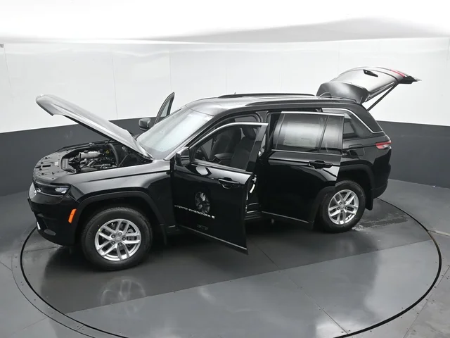 Nuevos JEEP GRAND CHEROKEE à Estados chez autogozo