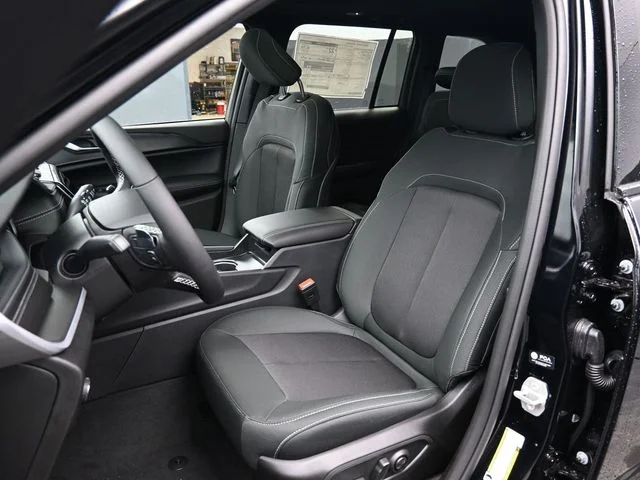 Nuevos JEEP GRAND CHEROKEE à Estados chez autogozo