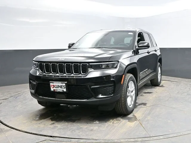 Nuevos JEEP GRAND CHEROKEE à Estados chez autogozo