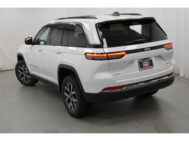 Nuevos JEEP GRAND CHEROKEE à Estados chez autogozo