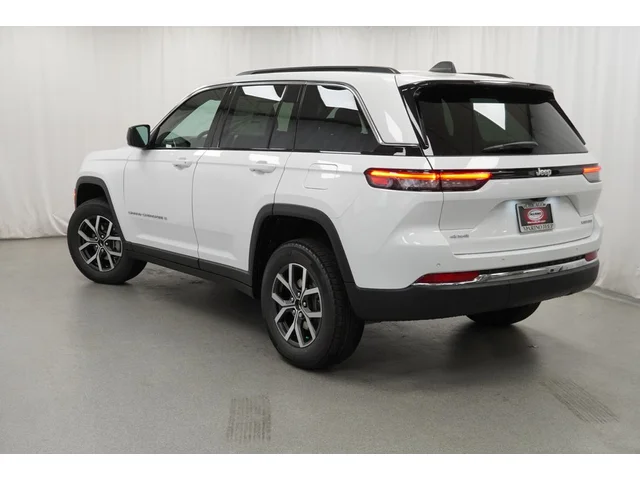 Nuevos JEEP GRAND CHEROKEE à Estados chez autogozo