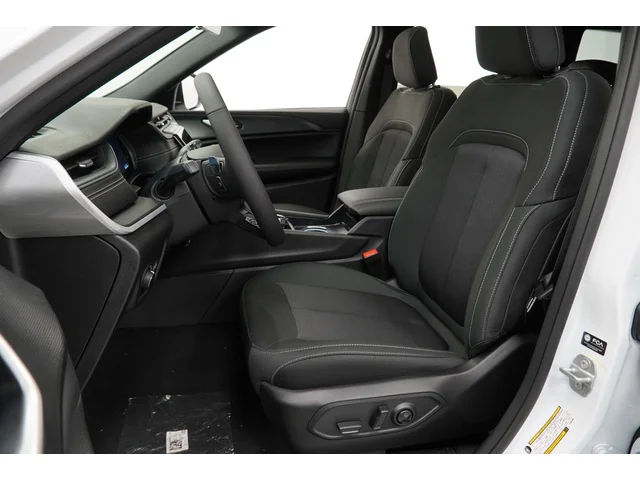 Nuevos JEEP GRAND CHEROKEE à Estados chez autogozo