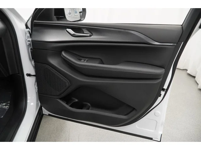 Nuevos JEEP GRAND CHEROKEE à Estados chez autogozo