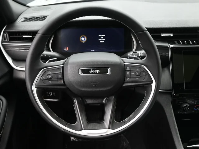 Nuevos JEEP GRAND CHEROKEE à Estados chez autogozo
