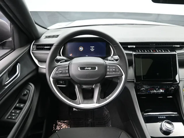 Nuevos JEEP GRAND CHEROKEE à Estados chez autogozo