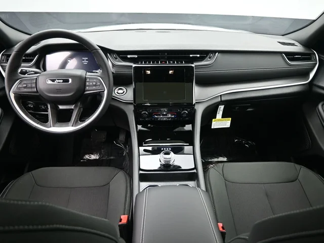 Nuevos JEEP GRAND CHEROKEE à Estados chez autogozo