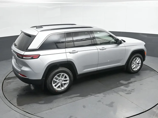 Nuevos JEEP GRAND CHEROKEE à Estados chez autogozo