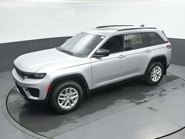 Nuevos JEEP GRAND CHEROKEE à Estados chez autogozo