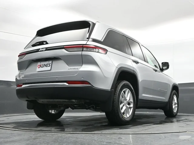 Nuevos JEEP GRAND CHEROKEE à Estados chez autogozo