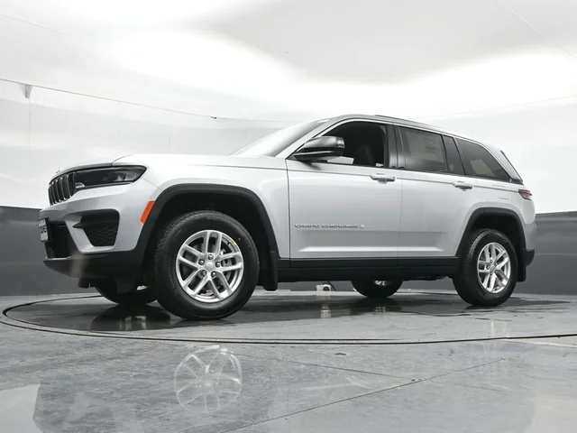 Nuevos JEEP GRAND CHEROKEE à Estados chez autogozo