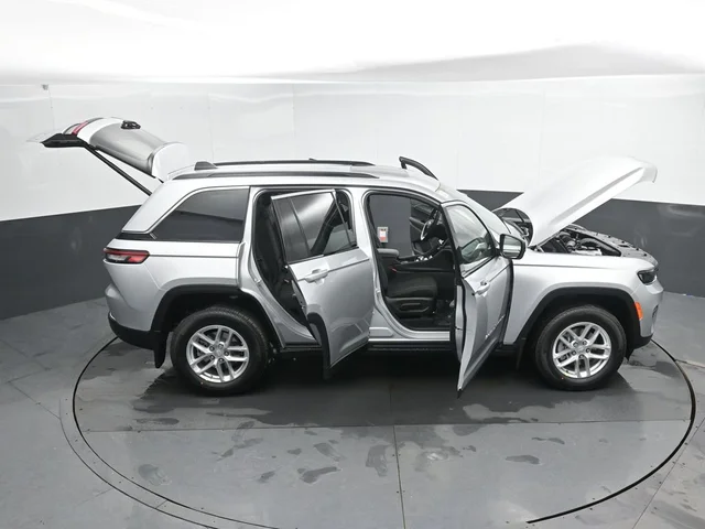 Nuevos JEEP GRAND CHEROKEE à Estados chez autogozo