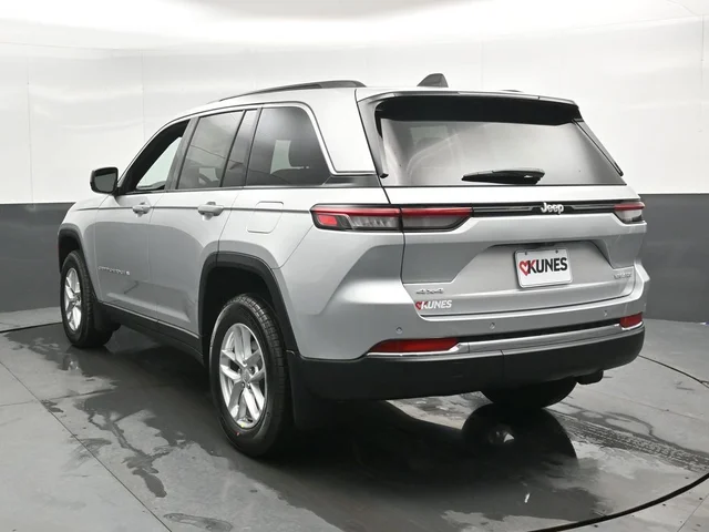 Nuevos JEEP GRAND CHEROKEE à Estados chez autogozo