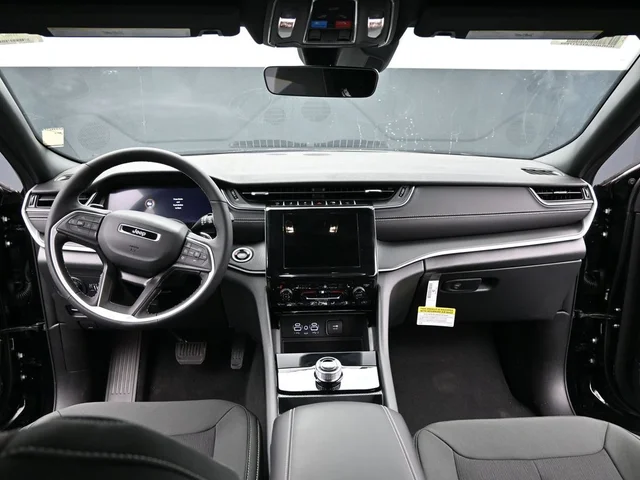 Nuevos JEEP GRAND CHEROKEE à Estados chez autogozo
