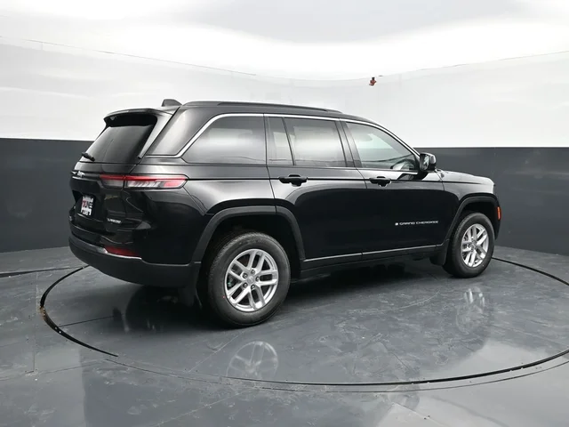 Nuevos JEEP GRAND CHEROKEE à Estados chez autogozo