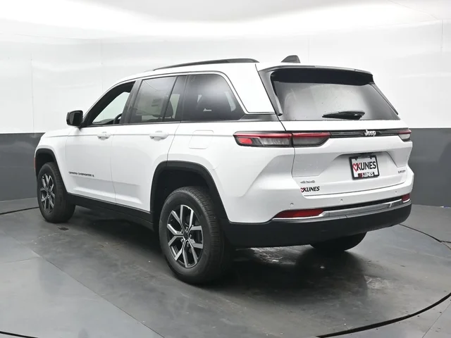 Nuevos JEEP GRAND CHEROKEE à Estados chez autogozo
