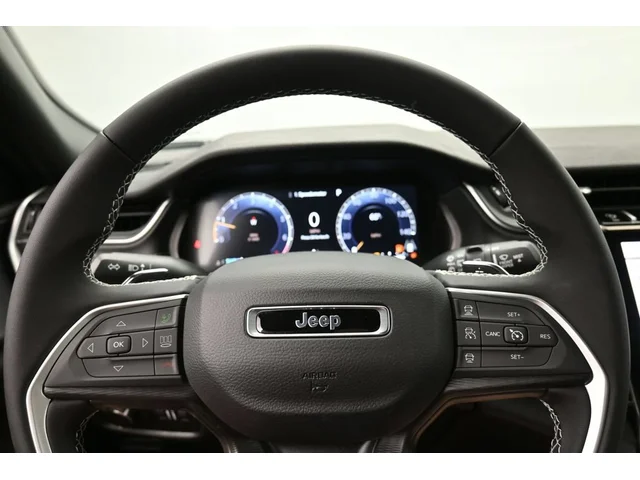 Nuevos JEEP GRAND CHEROKEE à Estados chez autogozo