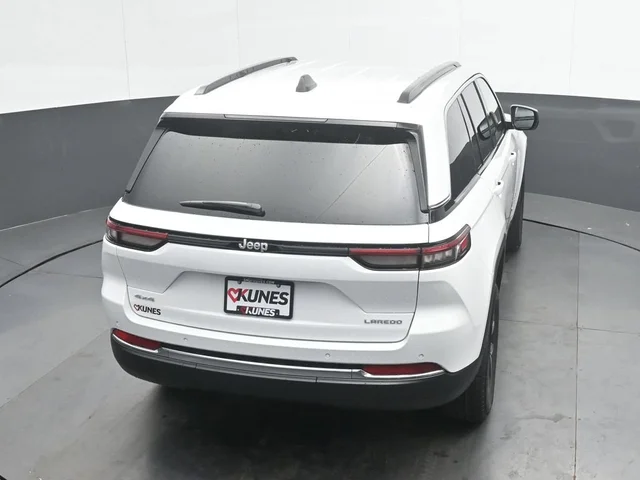 Nuevos JEEP GRAND CHEROKEE à Estados chez autogozo