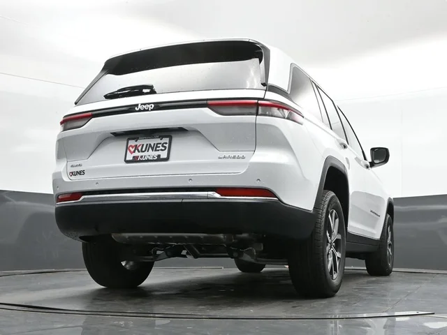 Nuevos JEEP GRAND CHEROKEE à Estados chez autogozo