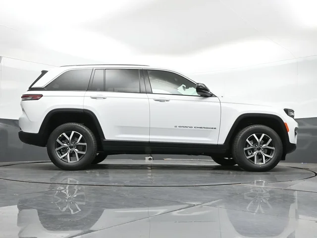 Nuevos JEEP GRAND CHEROKEE à Estados chez autogozo