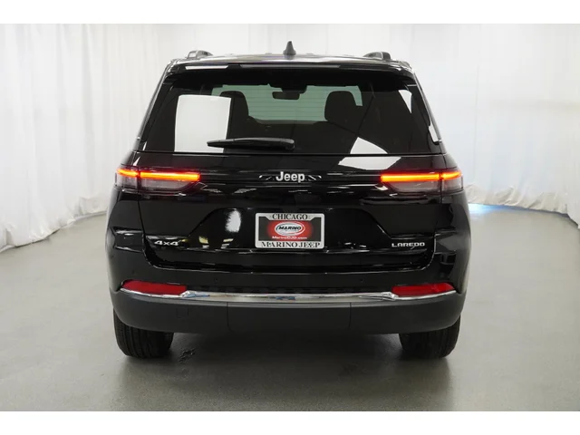 Nuevos JEEP GRAND CHEROKEE à Estados chez autogozo