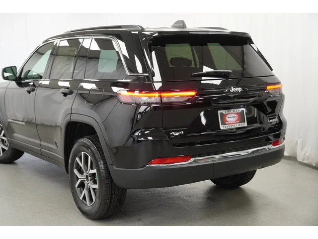 Nuevos JEEP GRAND CHEROKEE à Estados chez autogozo